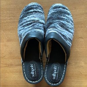 Softspots clogs, mules, slip ons. 9.5 Cute